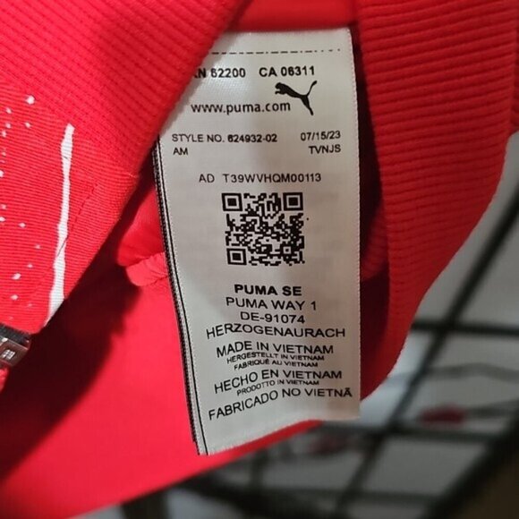 Puma x Ferrari Red and White Men's Jacket Medium Rosso Corsa New - Picture 9 of 12